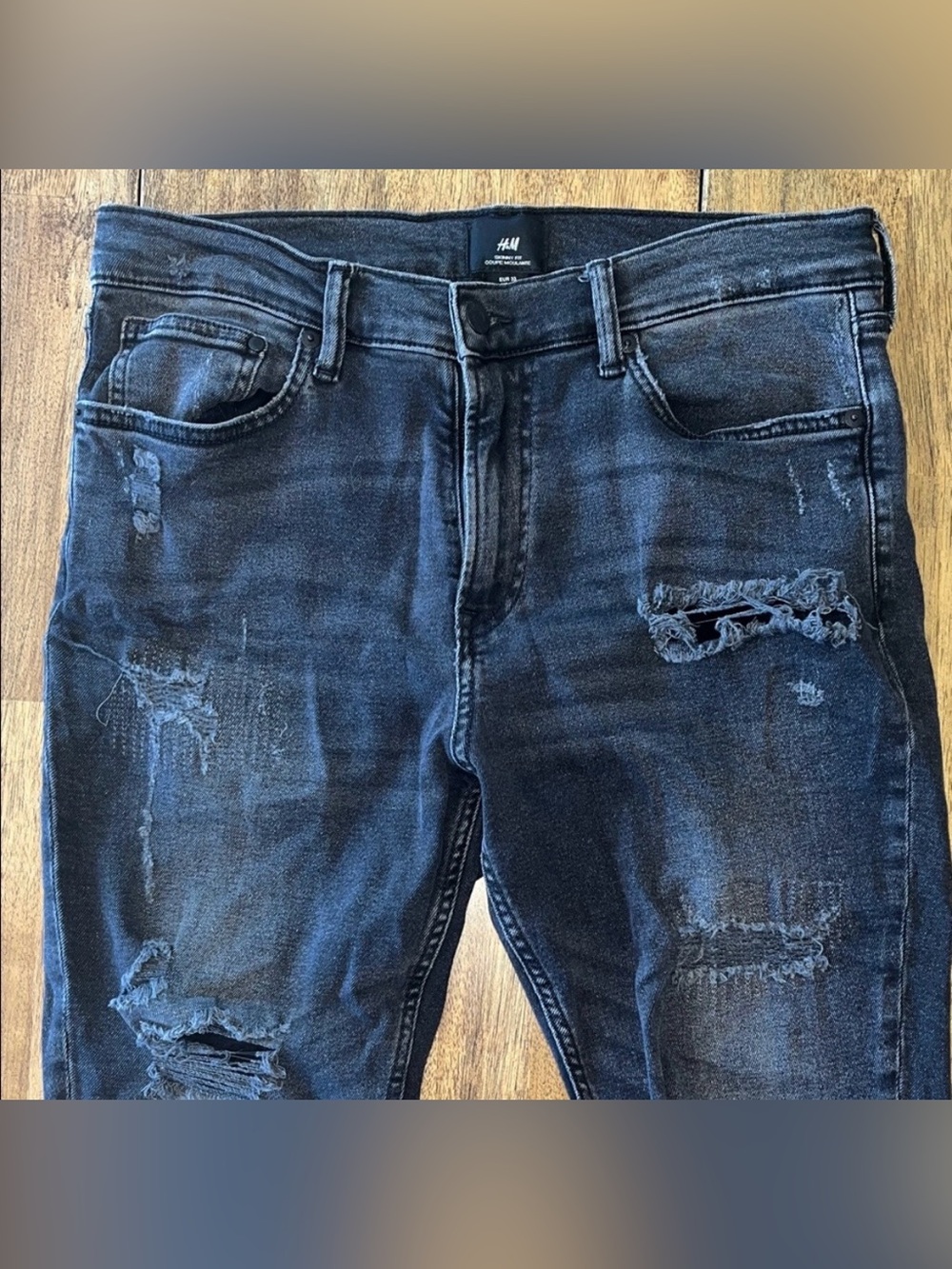 H&M Men’s Distressed Skinny Jeans - Picture 10 of 10